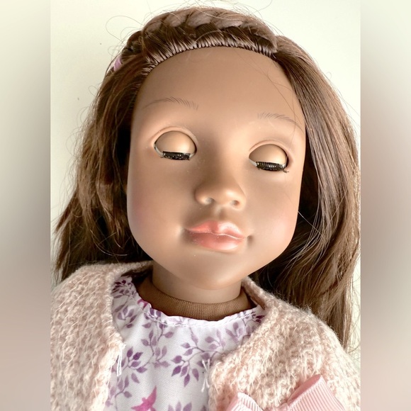 18โ Our Generation - Suzee With Amputated Leg (Stand included) - Picture 6 of 11